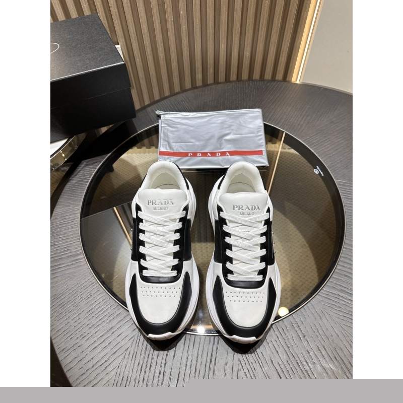 Pra*a casual shoes